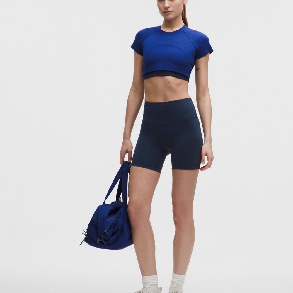 Women's Lululemon Wunder Train Navy Bike Shorts